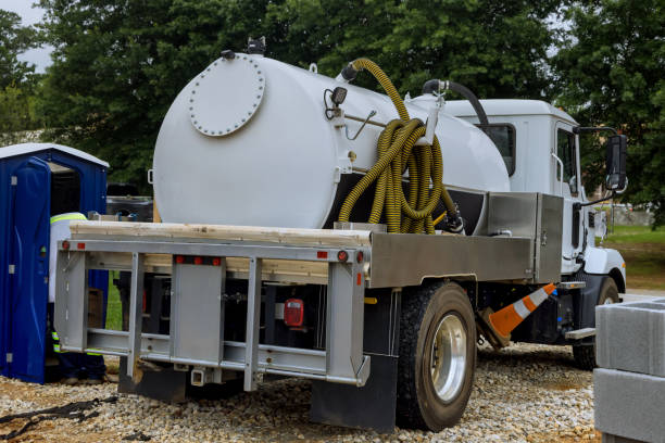 Best Luxury portable toilet rental  in Guilford Center, CT